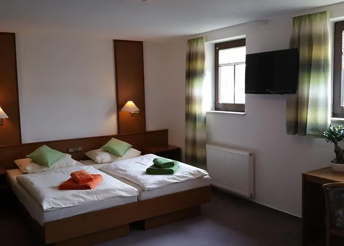 מלון Am Markt Ehrenfriedersdorf