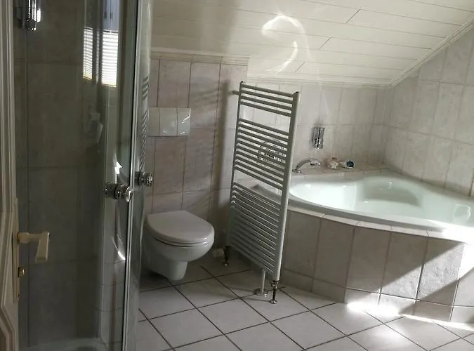 Отель Am Markt Ehrenfriedersdorf